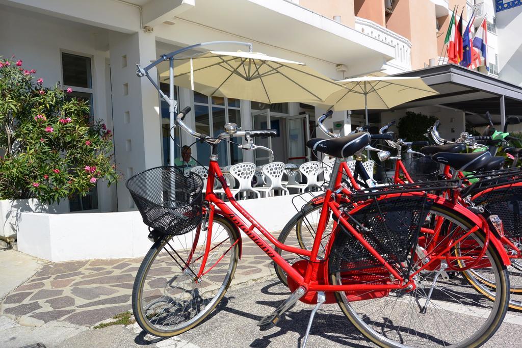 Hotel Antoniana Caorle Extérieur photo